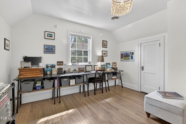 142 Campbell Avenue, Marion, VA 24354