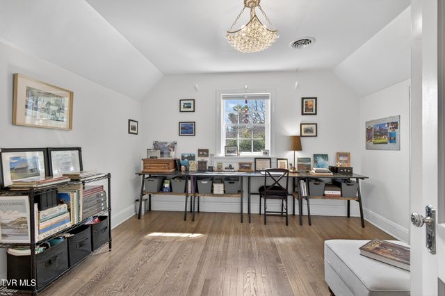 142 Campbell Avenue, Marion, VA 24354