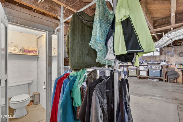 142 Campbell Avenue, Marion, VA 24354