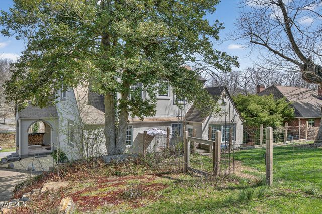 142 Campbell Avenue, Marion, VA 24354