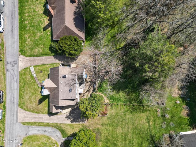 142 Campbell Avenue, Marion, VA 24354