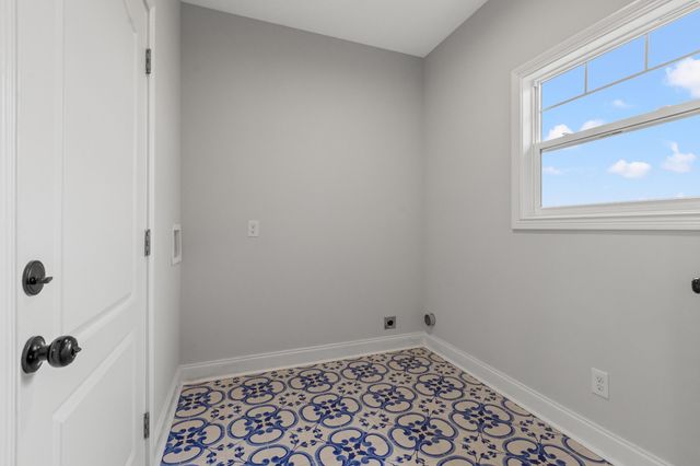 5121 Jacks Creek Pike, Lexington, KY 40515