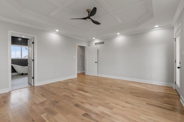 5121 Jacks Creek Pike, Lexington, KY 40515