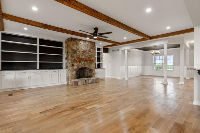 5121 Jacks Creek Pike, Lexington, KY 40515