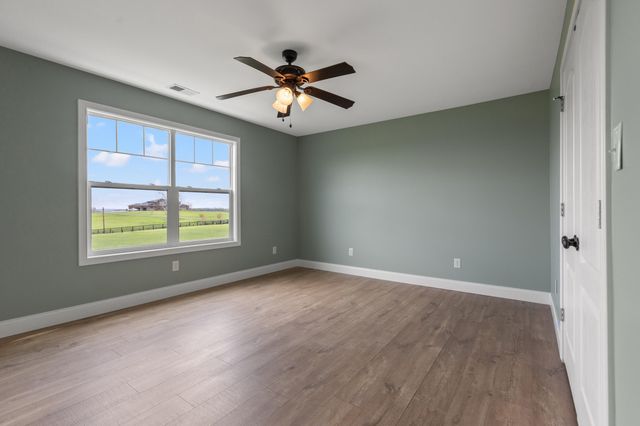 5121 Jacks Creek Pike, Lexington, KY 40515