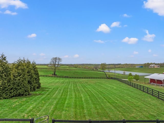 5121 Jacks Creek Pike, Lexington, KY 40515