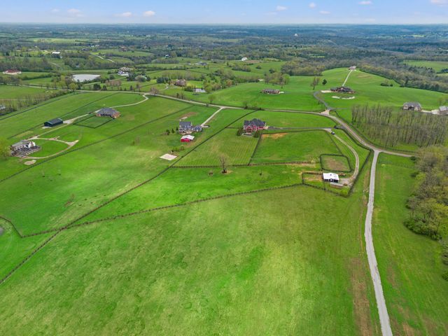 5121 Jacks Creek Pike, Lexington, KY 40515