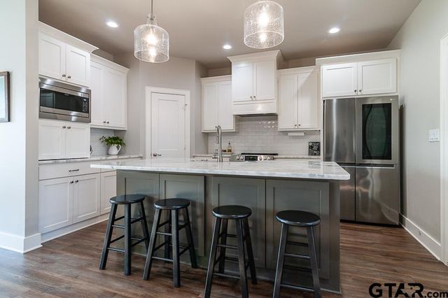 902 Charlie, Whitehouse, TX 75791