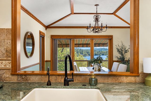 13868 Hemlock Dr, Penn Valley, CA 95946