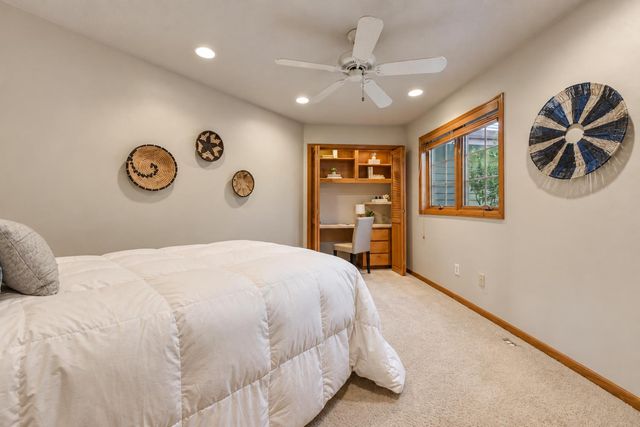 13868 Hemlock Dr, Penn Valley, CA 95946