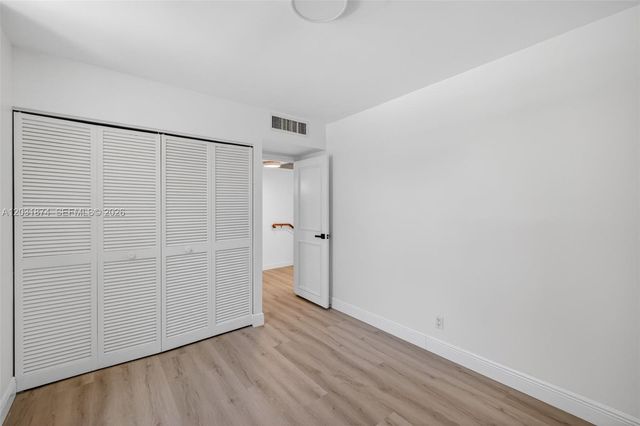 20300 W Country Club Drive 1063, Aventura, FL 33180
