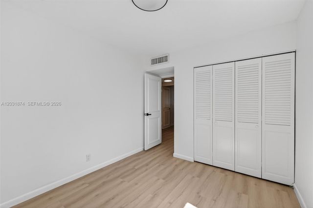 20300 W Country Club Drive 1063, Aventura, FL 33180
