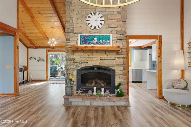 317 Kemper Road, Hampstead, NC 28443