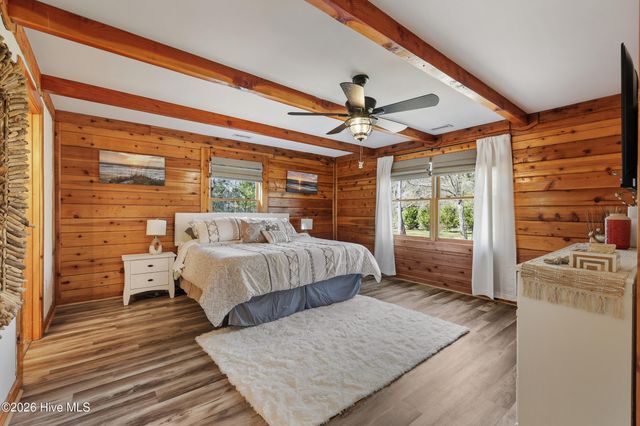 317 Kemper Road, Hampstead, NC 28443