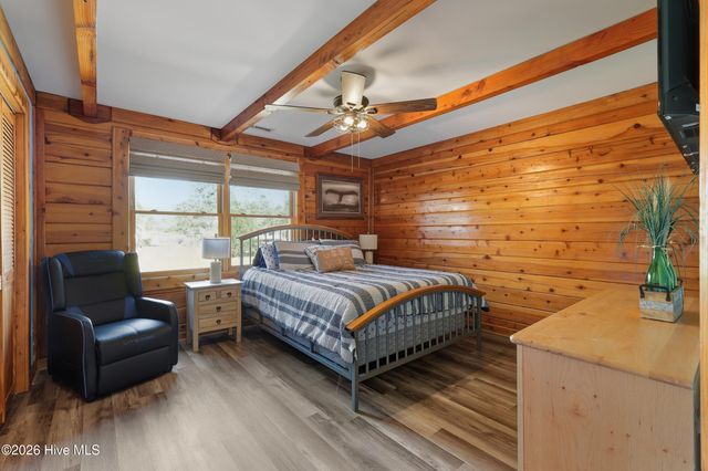 317 Kemper Road, Hampstead, NC 28443