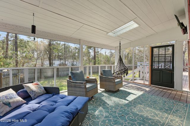 317 Kemper Road, Hampstead, NC 28443