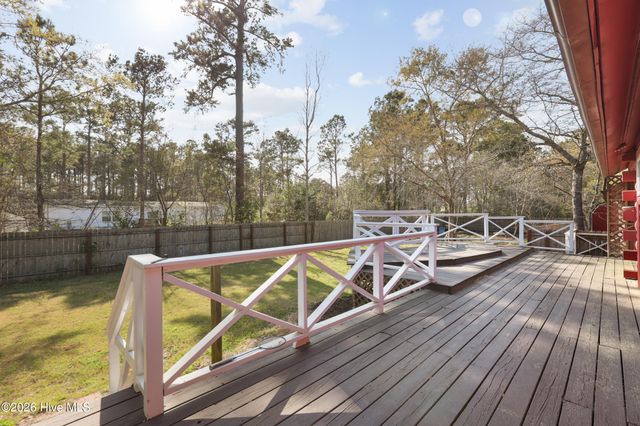 317 Kemper Road, Hampstead, NC 28443