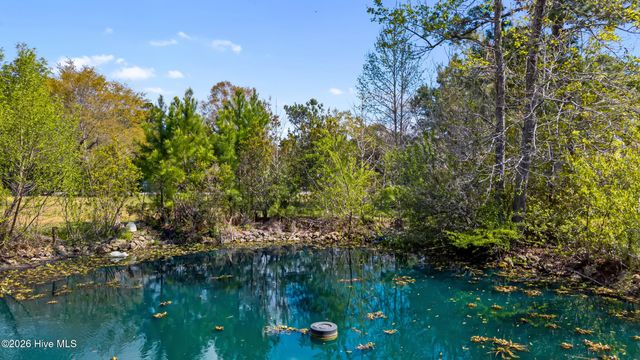 317 Kemper Road, Hampstead, NC 28443