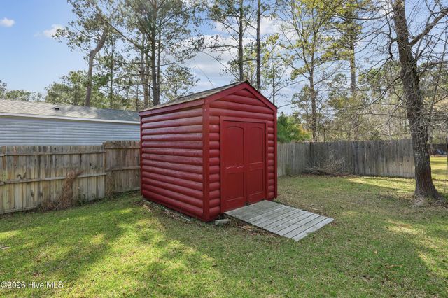 317 Kemper Road, Hampstead, NC 28443