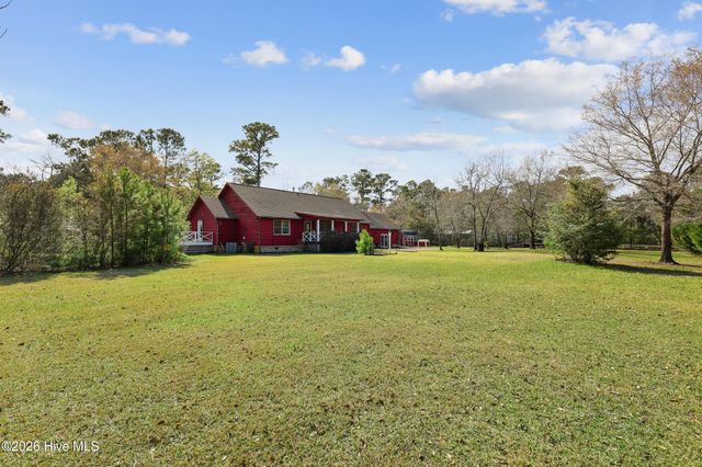 317 Kemper Road, Hampstead, NC 28443