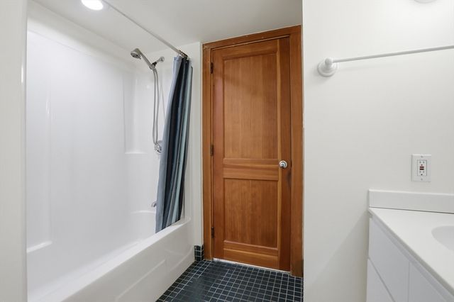 6 Forest St. R, Lexington, MA 02421