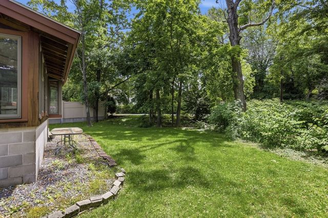 6 Forest St. R, Lexington, MA 02421