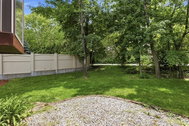 6 Forest St. R, Lexington, MA 02421