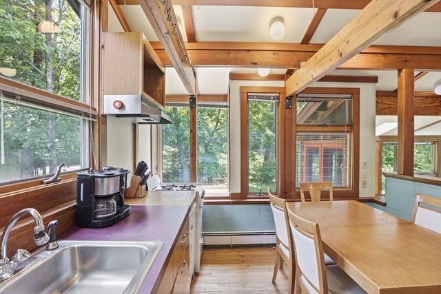 6 Forest St. R, Lexington, MA 02421
