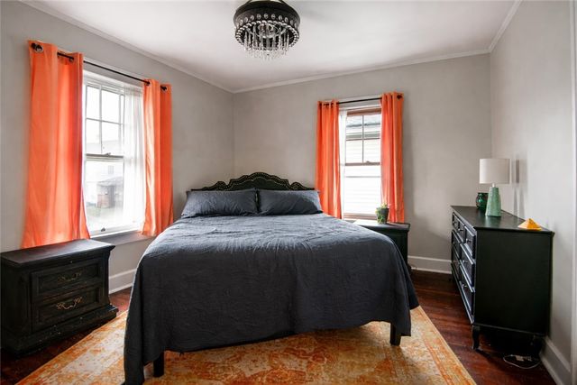 210 E Garfield Ave, New Castle, PA 16105