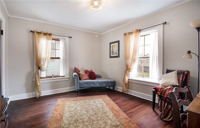 210 E Garfield Ave, New Castle, PA 16105