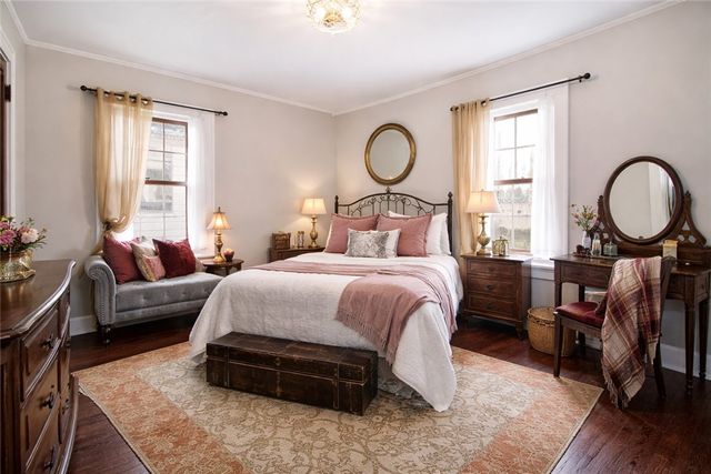 210 E Garfield Ave, New Castle, PA 16105