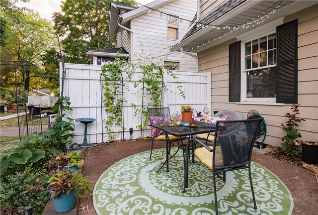 210 E Garfield Ave, New Castle, PA 16105