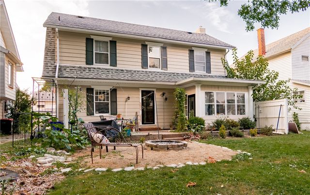 210 E Garfield Ave, New Castle, PA 16105