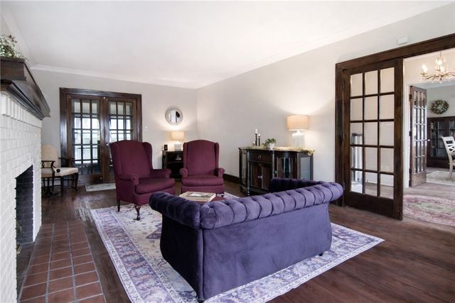 210 E Garfield Ave, New Castle, PA 16105