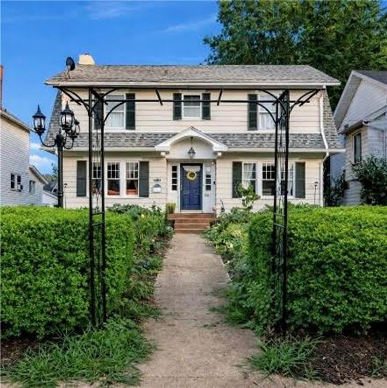 210 E Garfield Ave, New Castle, PA 16105