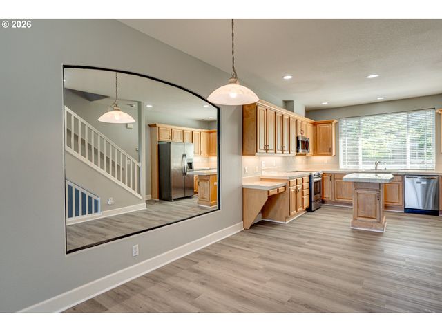 8722 Ne 17TH St, Vancouver, WA 98664