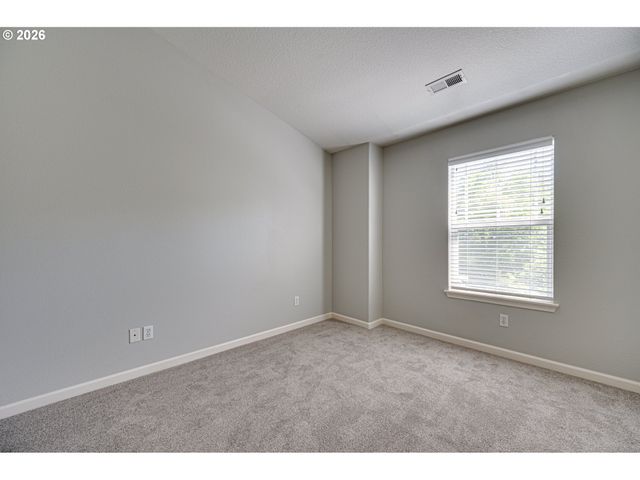 8722 Ne 17TH St, Vancouver, WA 98664
