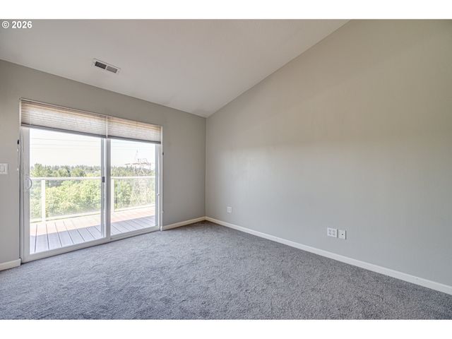 8722 Ne 17TH St, Vancouver, WA 98664