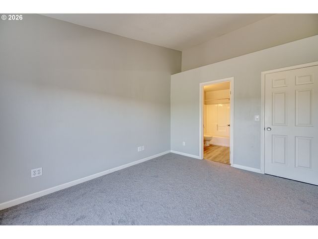 8722 Ne 17TH St, Vancouver, WA 98664