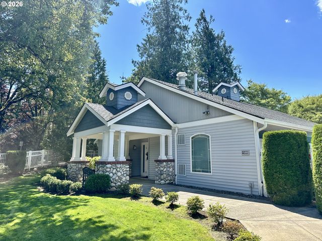 8722 Ne 17TH St, Vancouver, WA 98664