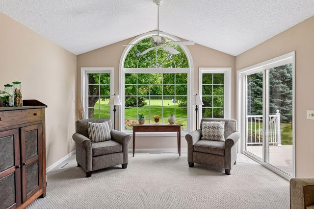 8972 Deer Run Drive, Victoria, MN 55386