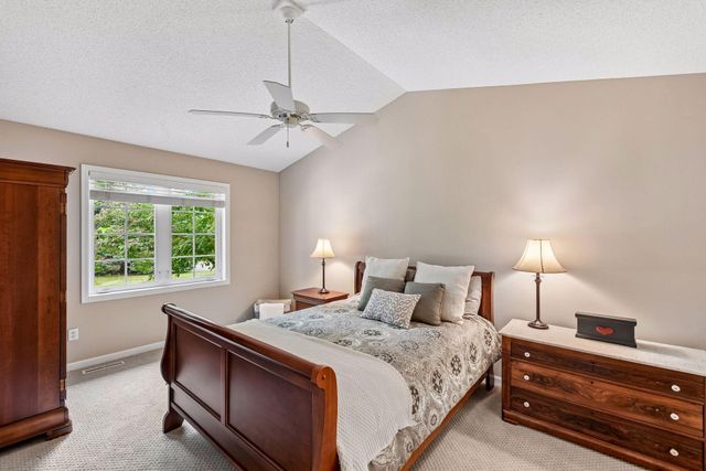 8972 Deer Run Drive, Victoria, MN 55386