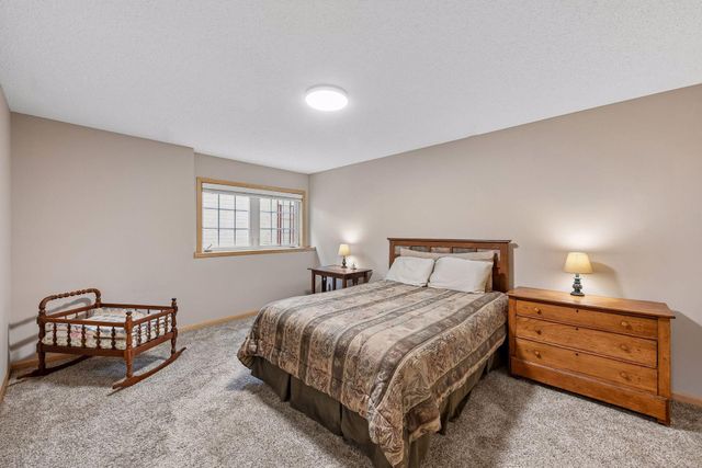 8972 Deer Run Drive, Victoria, MN 55386