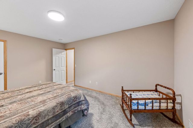 8972 Deer Run Drive, Victoria, MN 55386