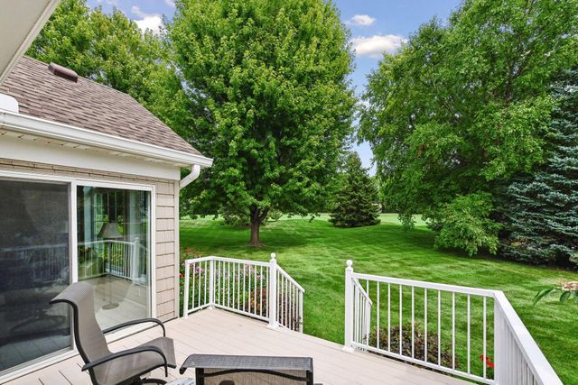 8972 Deer Run Drive, Victoria, MN 55386