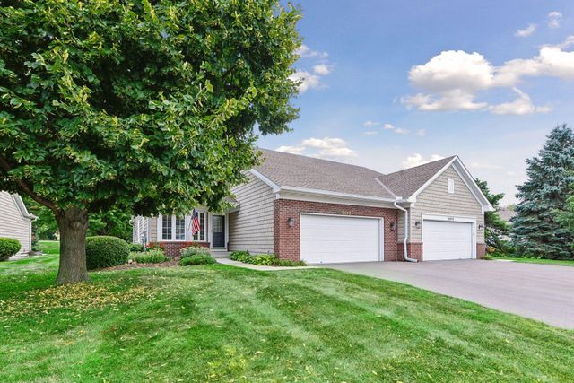 8972 Deer Run Drive, Victoria, MN 55386