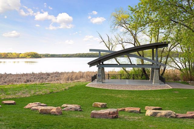 8972 Deer Run Drive, Victoria, MN 55386