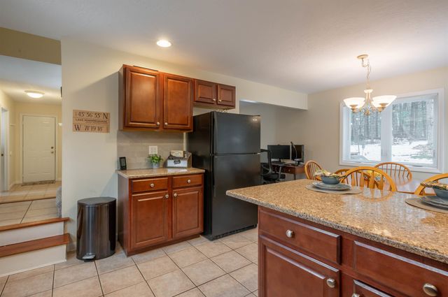 27 Alpine Circle, Laconia, NH 03246