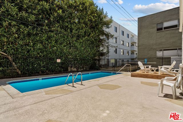 1885 Veteran Avenue 102, Los Angeles, CA 90025