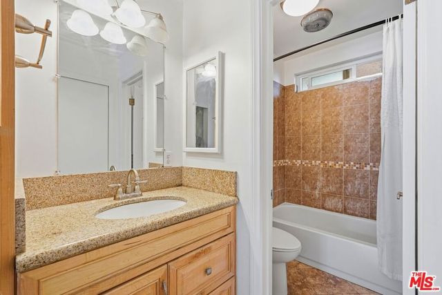 1885 Veteran Avenue 102, Los Angeles, CA 90025